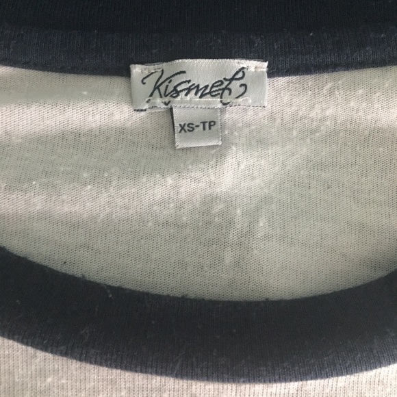 Graphic tee - Picture 3 of 3